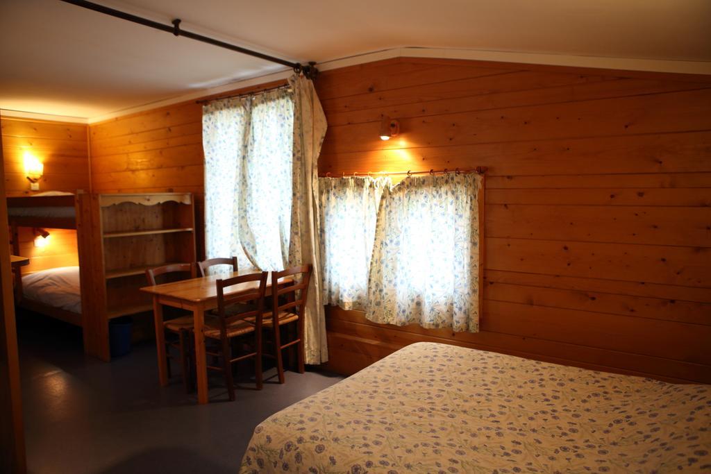 La Ferme Du Bois Barbu Hotel วียาร์-เดอ-ล็อง ภายนอก รูปภาพ