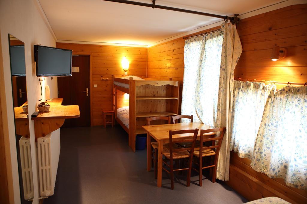La Ferme Du Bois Barbu Hotel วียาร์-เดอ-ล็อง ภายนอก รูปภาพ